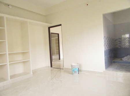 3) 2Childerns Beroom with Bathroom.JPG